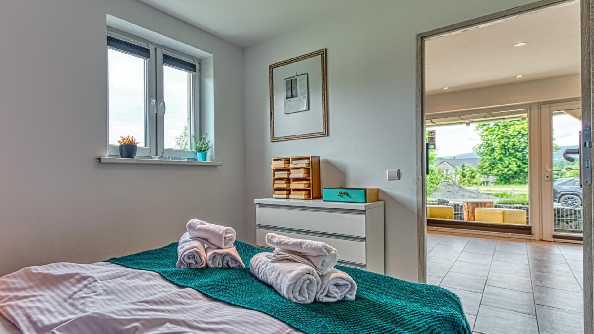 Izerska Baza - Basen, Ebike, Narty, Sauna, Jacuzzi, Las Blisko Swieradow Zdroj - 5D Apartamenty Giebultow  Екстериор снимка